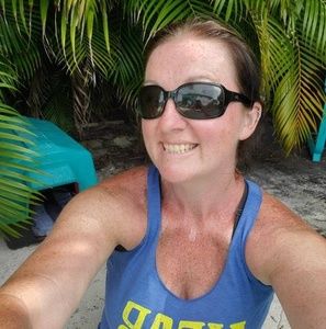 Meet your Posher, Whitney